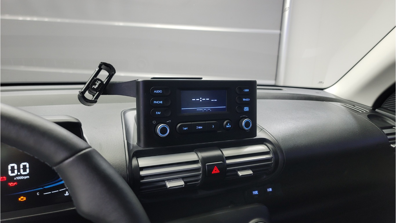 Hyundai Casper The Essential Light 1.0 Turbo - фото 22