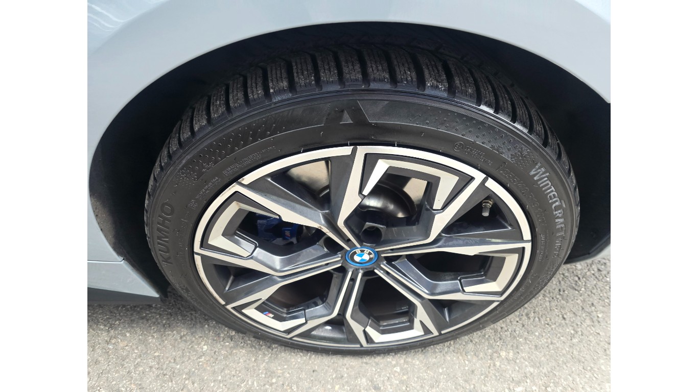 BMW i4 M Sport Pro eDrive40 M Sport — фото 5