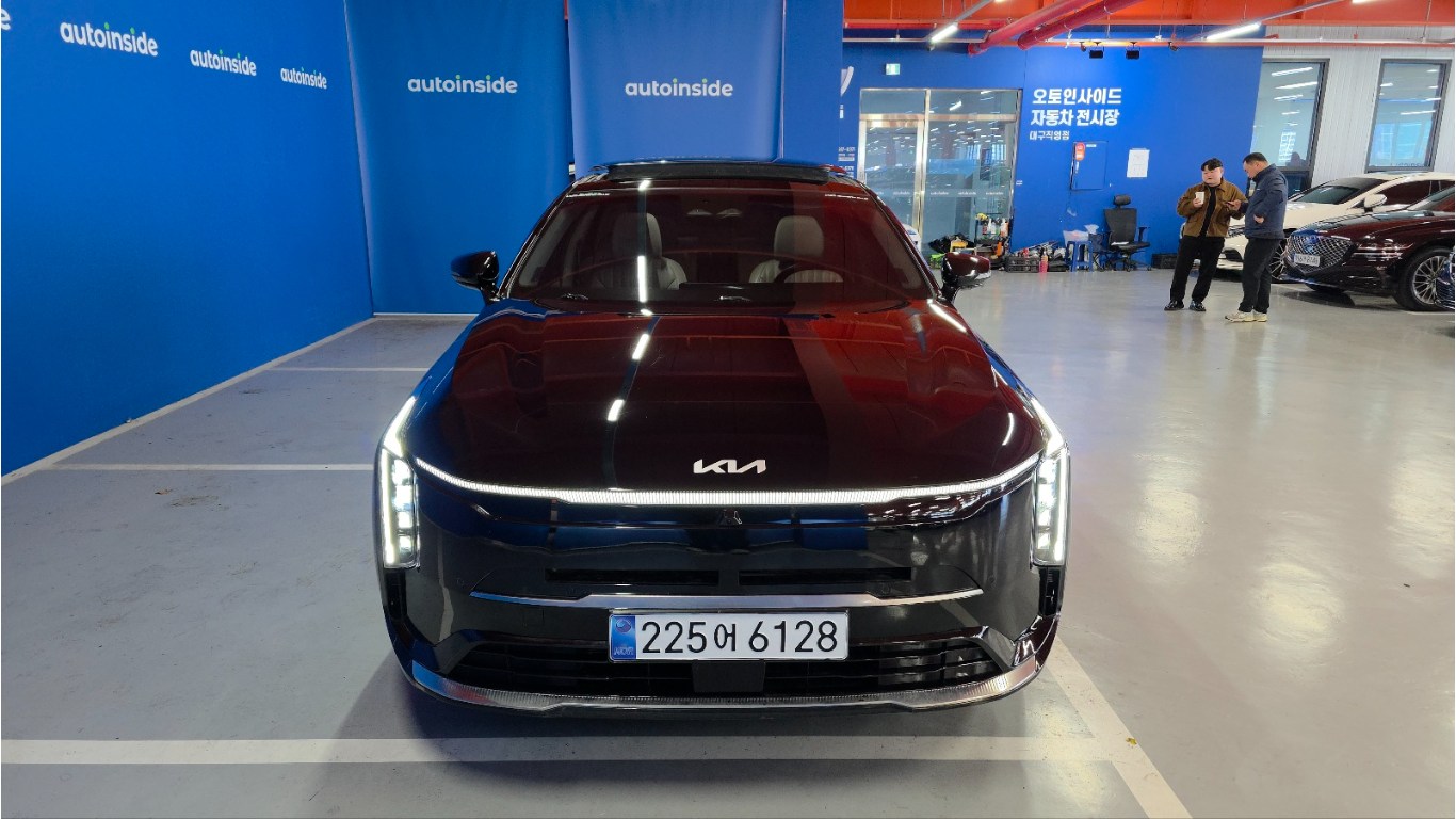 Kia K8 Signature 2.5 GDI 3