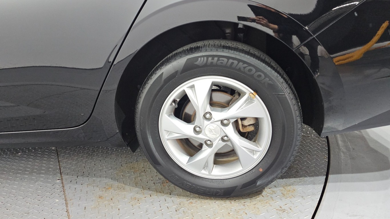 Hyundai Avante CN7 Modern Smart Stream 1.6 Gasoline 6