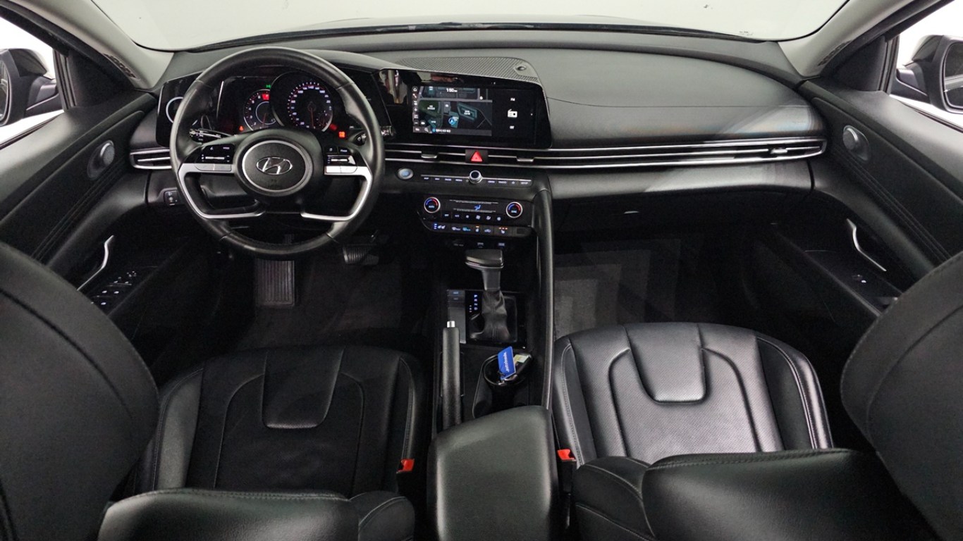 Hyundai Avante CN7 Modern Smart Stream 1.6 Gasoline 8