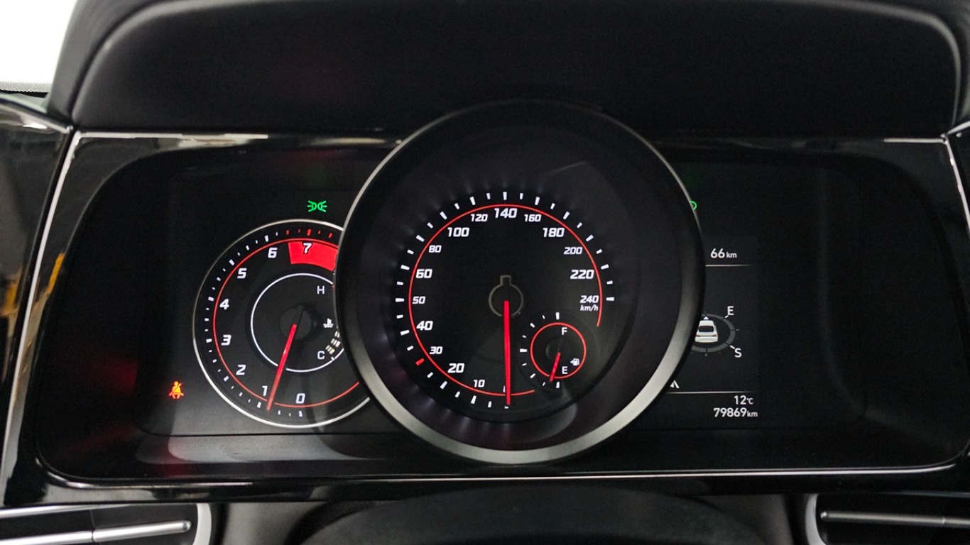 Hyundai Avante CN7 Modern Smart Stream 1.6 Gasoline 9