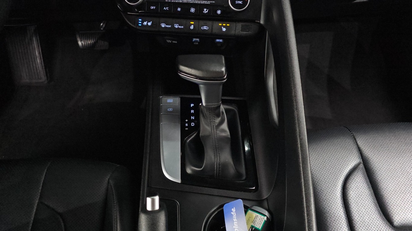 Hyundai Avante CN7 Modern Smart Stream 1.6 Gasoline 10