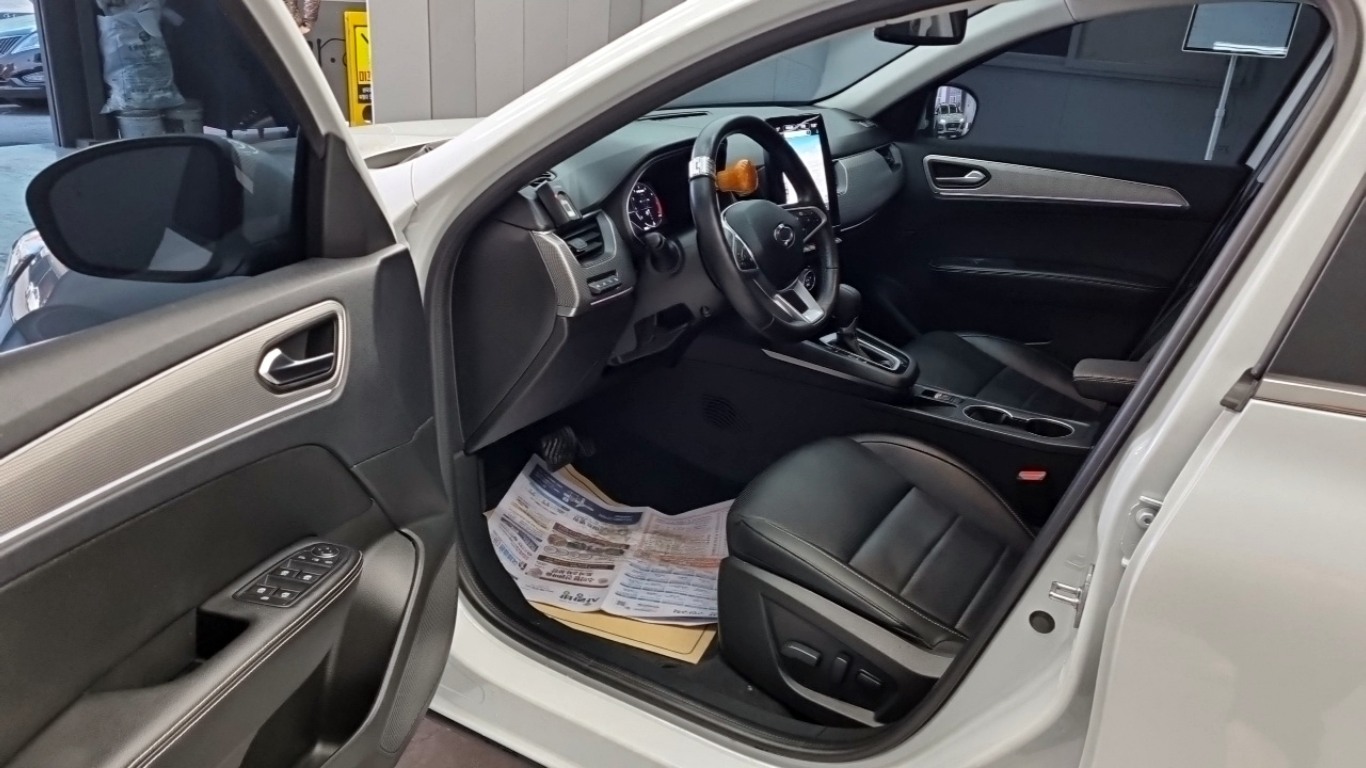 Renault XM3 Samsung RE 1.6 GTe 8