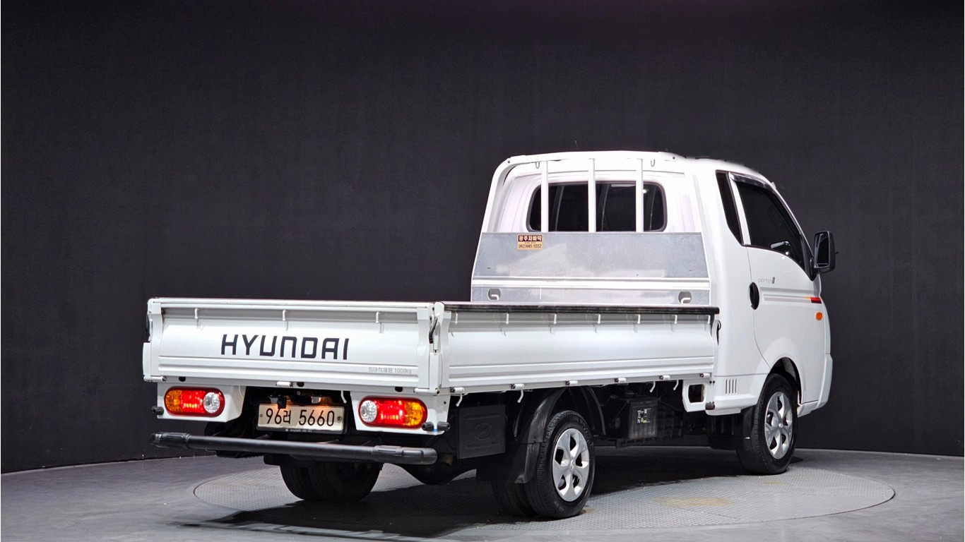 Hyundai Porter II Long Wheelbase Smart Long Wheelbase Super Cab 3