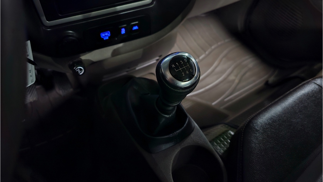 Hyundai Porter II Long Wheelbase Smart Long Wheelbase Super Cab 10